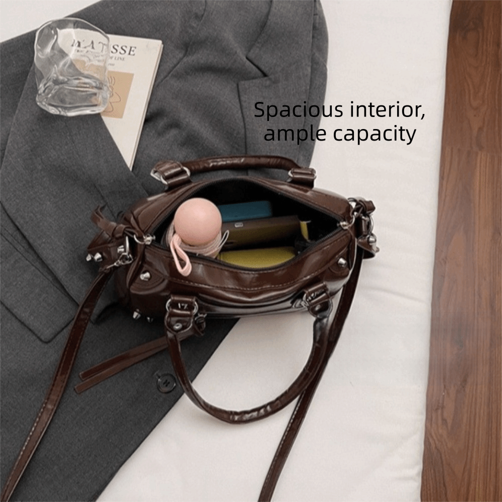 Fashion Rivets Pillow Bag Larg - Top Handle Patent Bag recension och pris