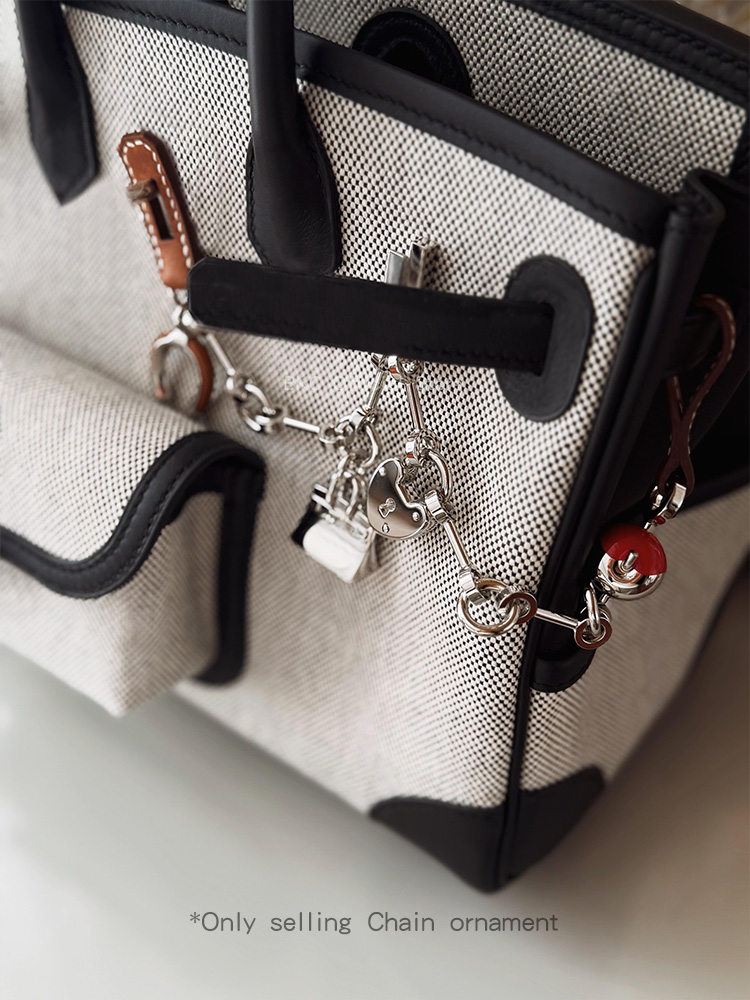 Luxury Metal Spliced Calfskin  - Luxury Bags With Silver Hardware recension och pris