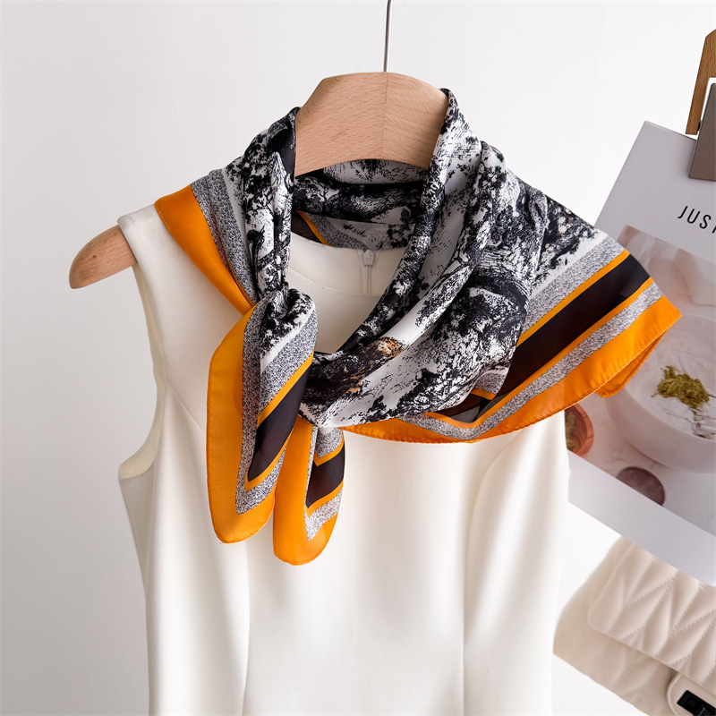 Luxury Jungle Printed Scarves  - Luxury Bags In China Wholesale recension och pris