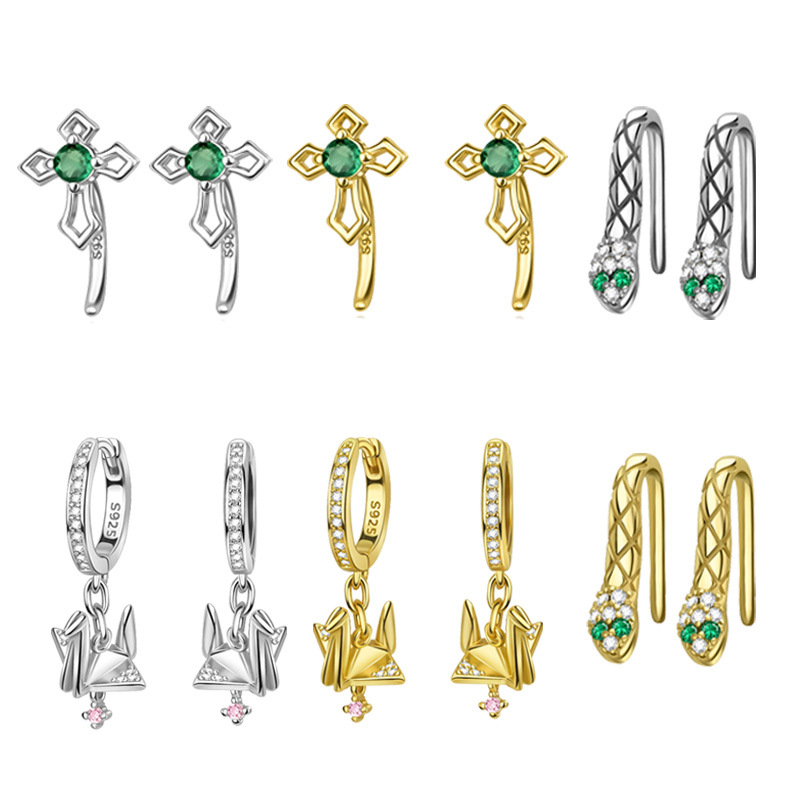 Gold Plated Green Cz Snake Ear - Luxury Bags Cz recension och pris