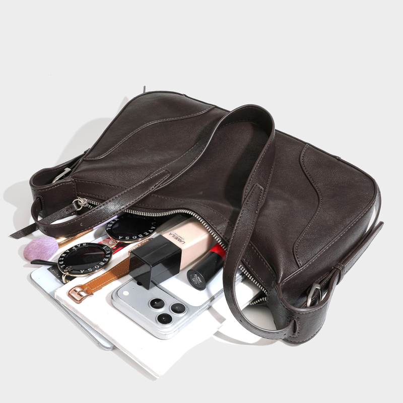 England Style Small Underarm B - Luxury Bags England recension och pris