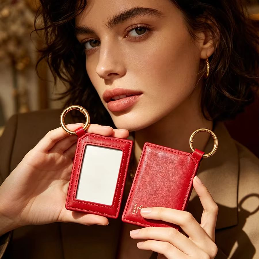 YSL Red Leather Square Mini Po - Luxury Bags Ysl recension och pris