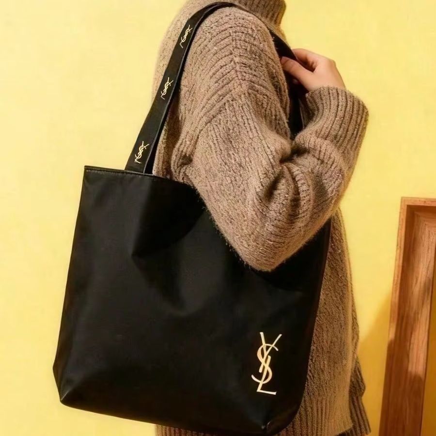 Yves Saint Laurent YSL’s Bag M - Luxury Bags Ysl recension och pris