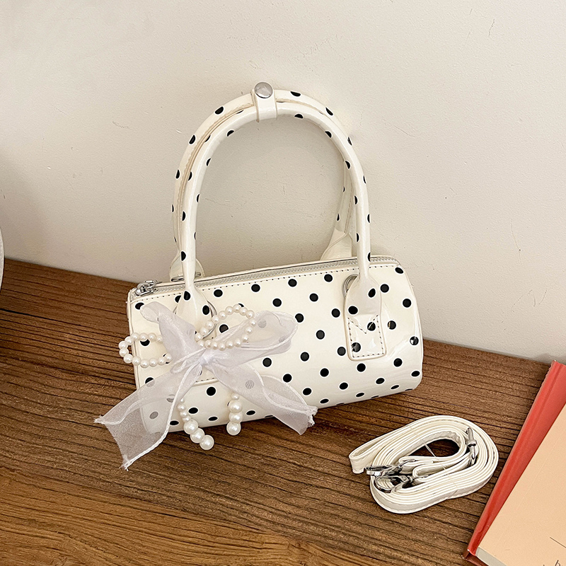 Korean Polka Dot Mini Handbag  - Top Handle Patent Bag recension och pris