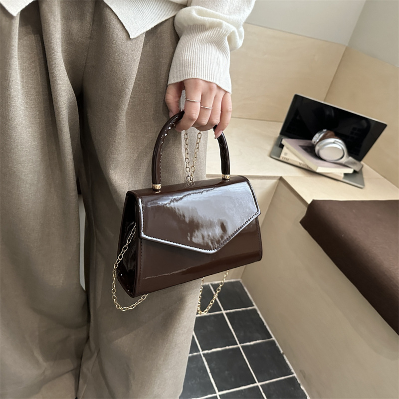 Women's Patent Leather Mini Ha - Top Handle Patent Bag recension och pris