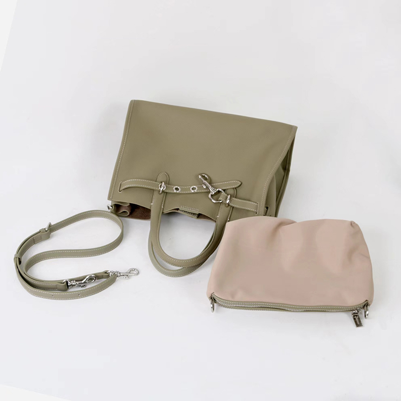 Luxury Brand Silver Buckle Wom - Luxury Bags With Silver Hardware recension och pris
